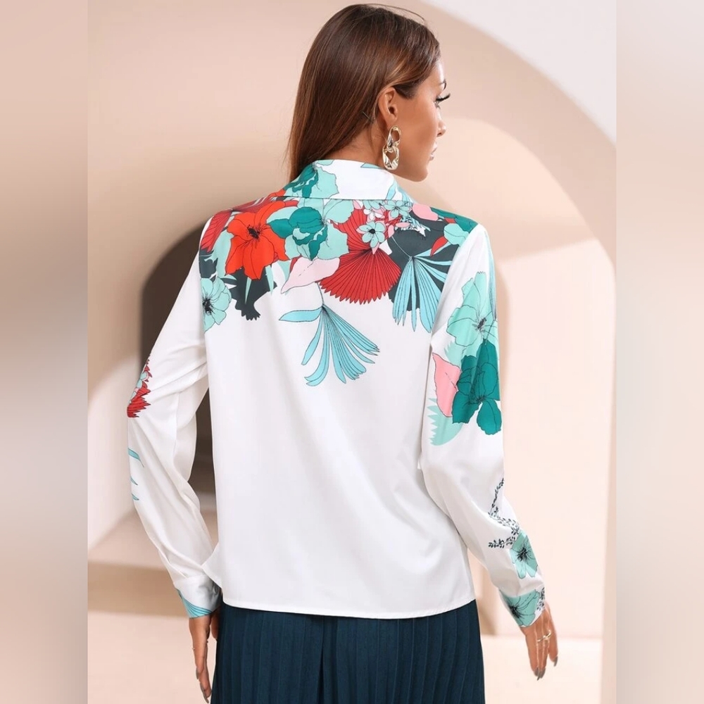 Modely Floral Print Button Front Shirt - Picture 4 of 9